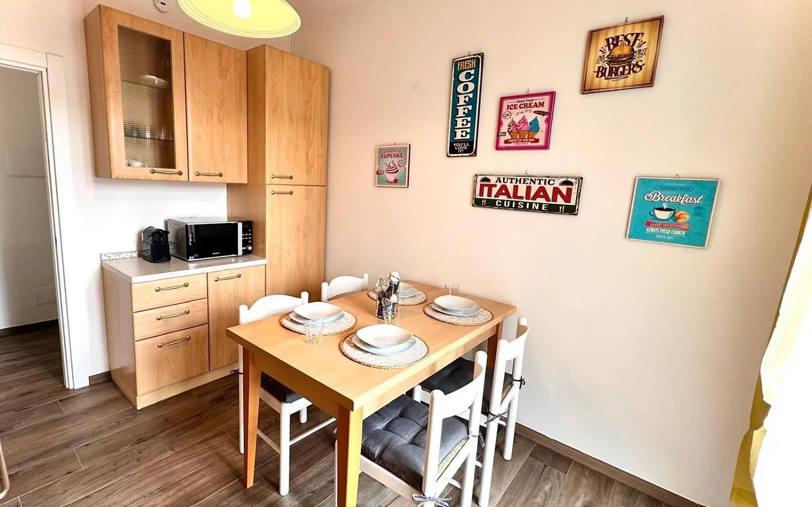 Apartment Casa Viola - Free Parking Near Beach Domaso Italy