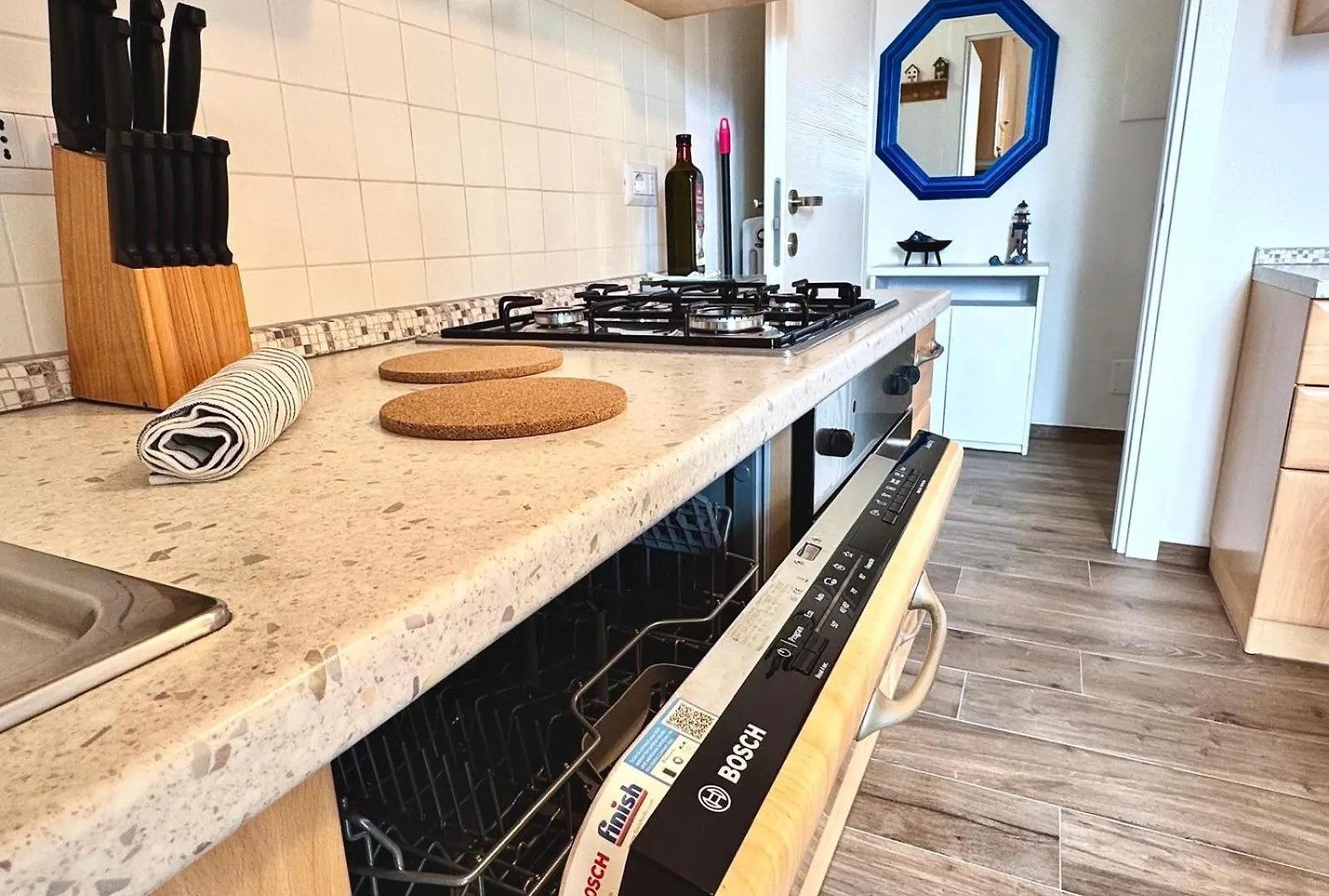 Casa Viola - Free Parking Near Beach Domaso Apartment