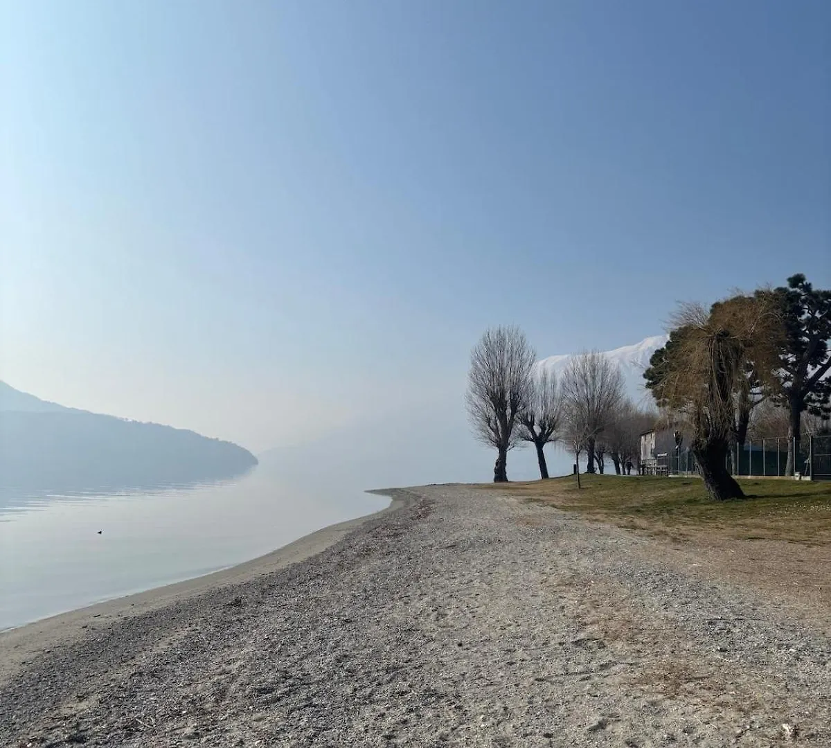 Casa Viola - Free Parking Near Beach Domaso Apartment