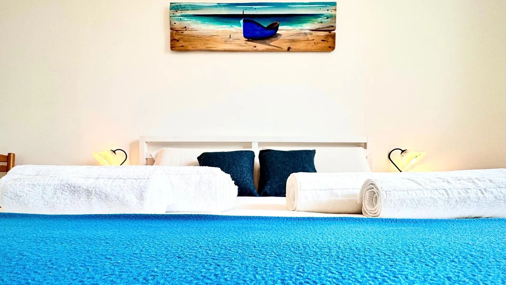 Apartment Casa Viola - Free Parking Near Beach Domaso Italy